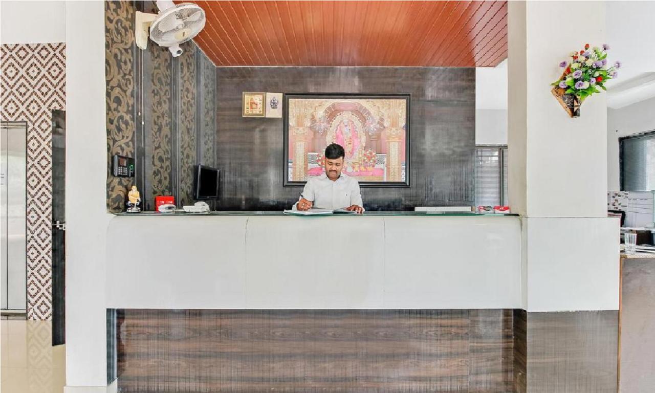 Hotel Wayfare Shirdi Buitenkant foto