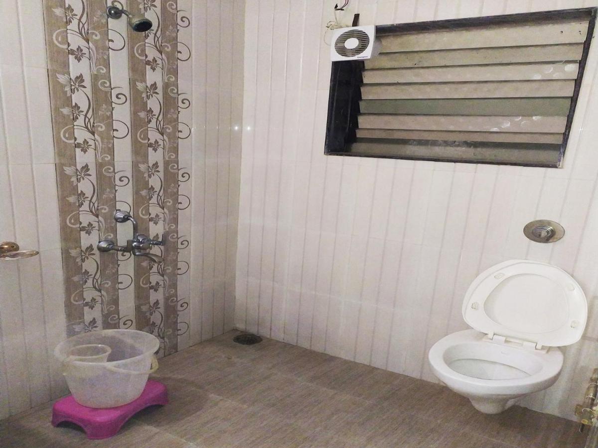 Hotel Wayfare Shirdi Buitenkant foto