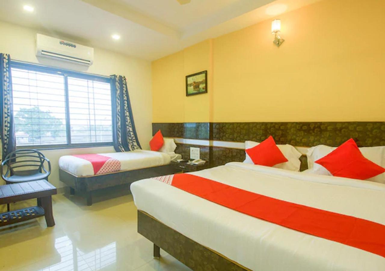 Hotel Wayfare Shirdi Buitenkant foto